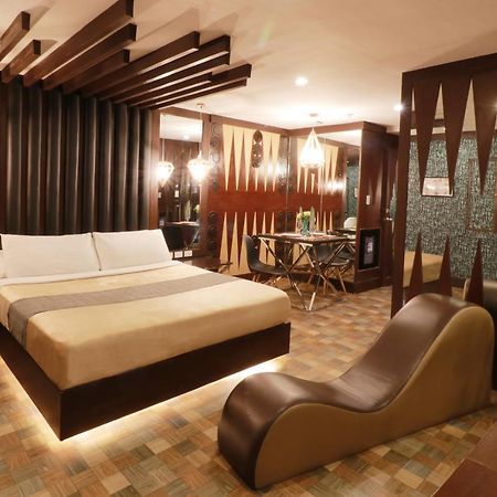 วิกตอเรีย คอร์ต ซาน เฟอร์นันโด มอเตอริสต์ ลอดจ์ Motel ซานเฟอร์นานโด ภายนอก รูปภาพ